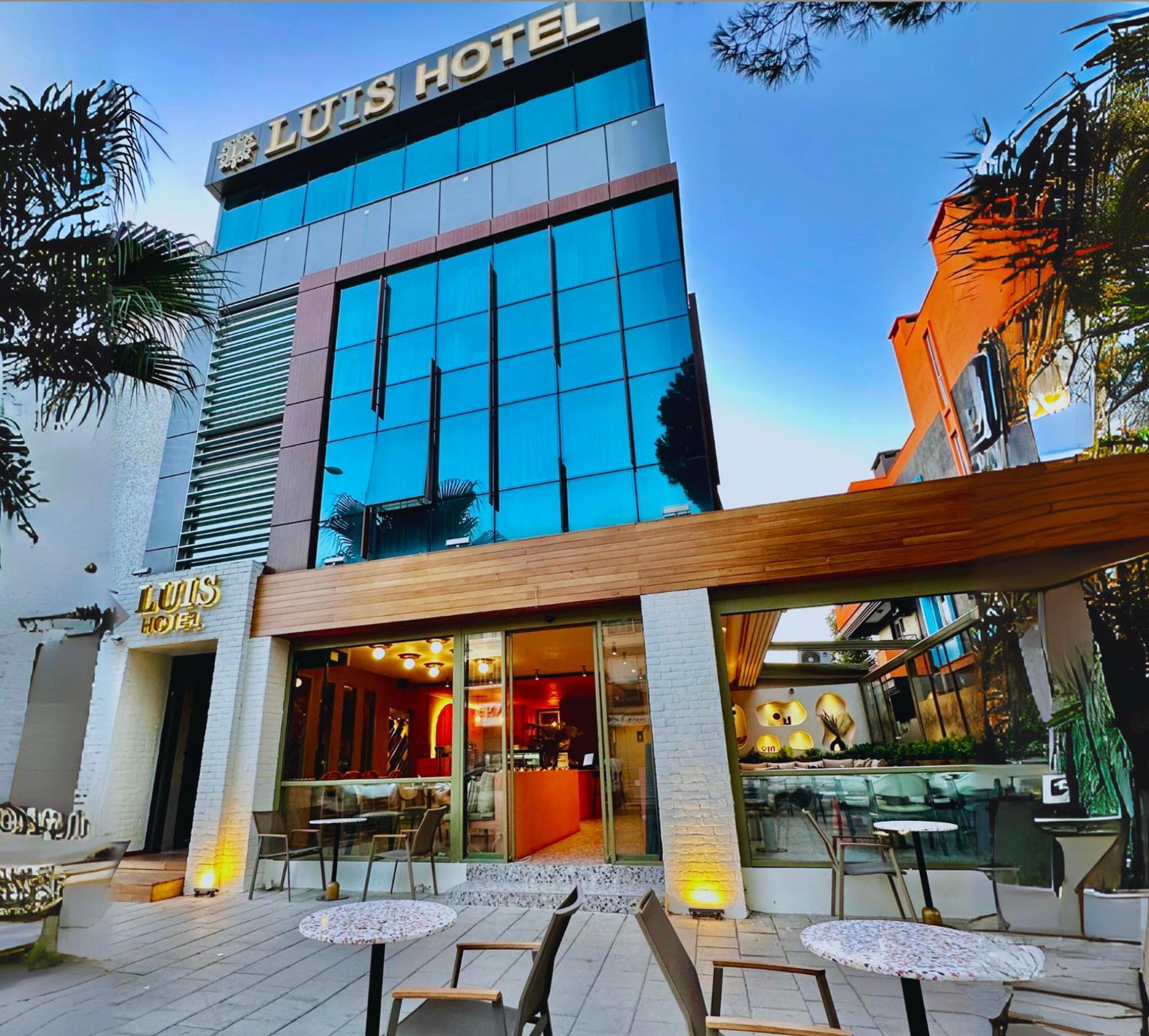 Luis Otel İzmir Luaran gambar